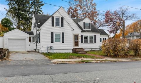 35 Hardy Street Methuen MA 01844
