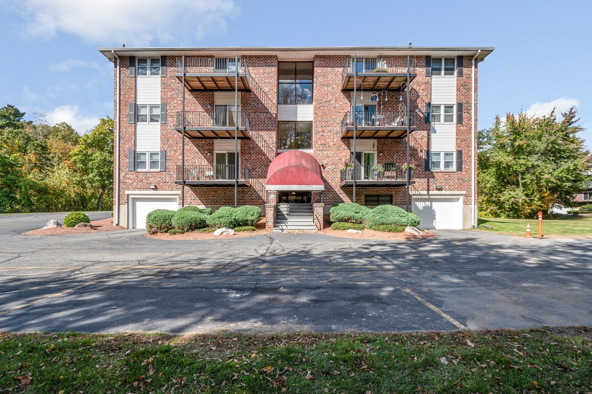 21 Dallas Dr 202