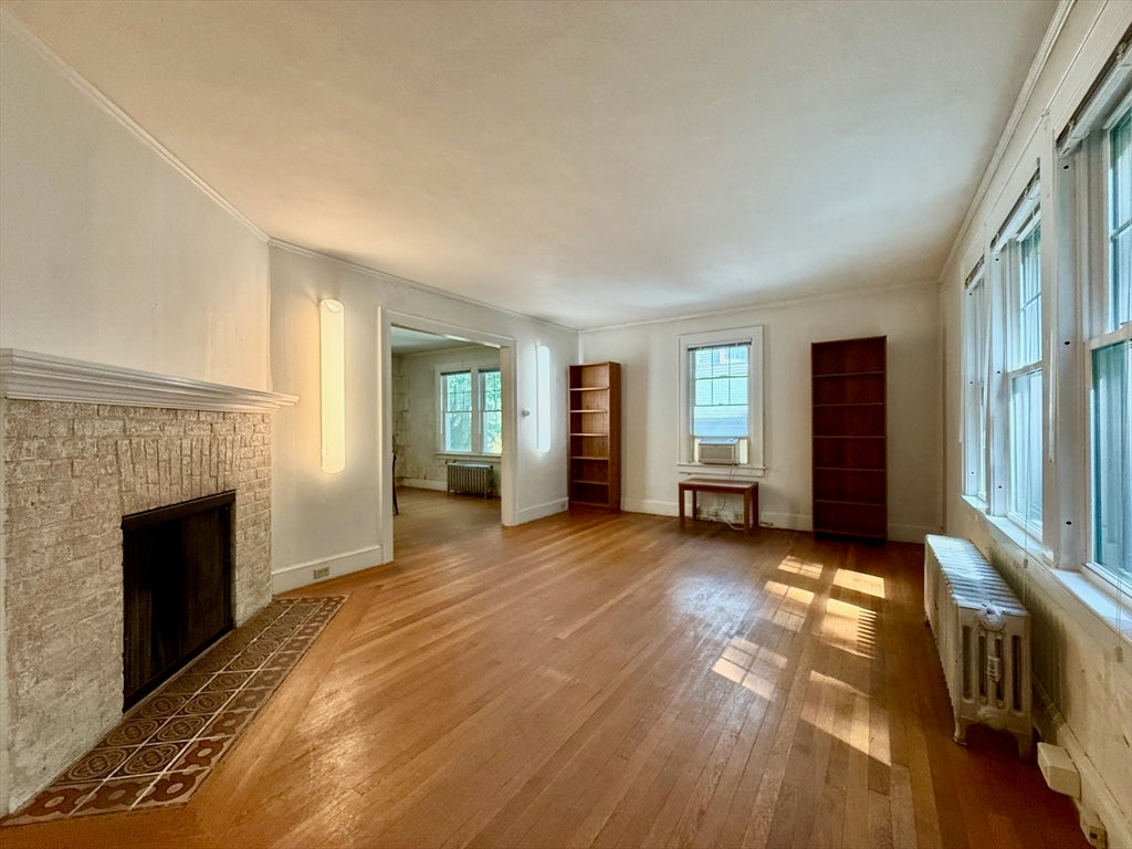 39 Hillside Rd