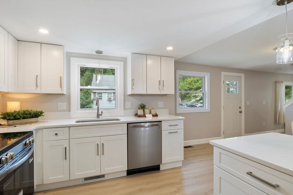 3 Greystone Road