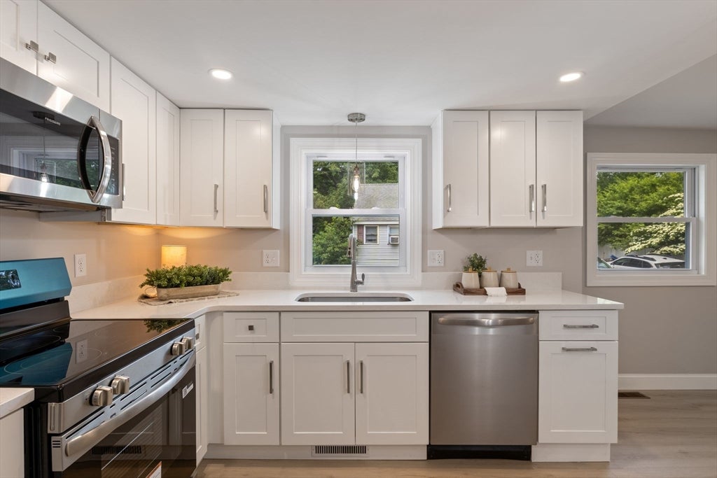 3 Greystone Road
