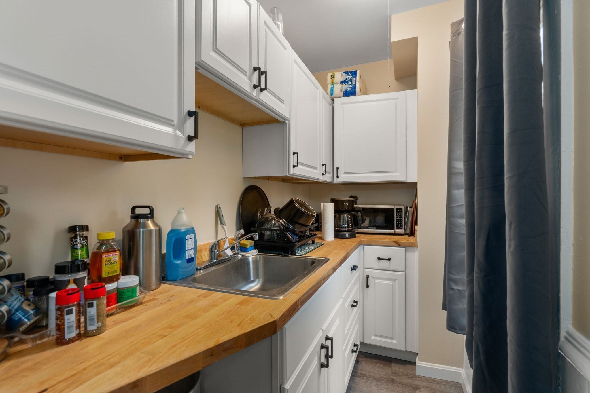 11-15 5th Ave, Webster, MA Photo #23
