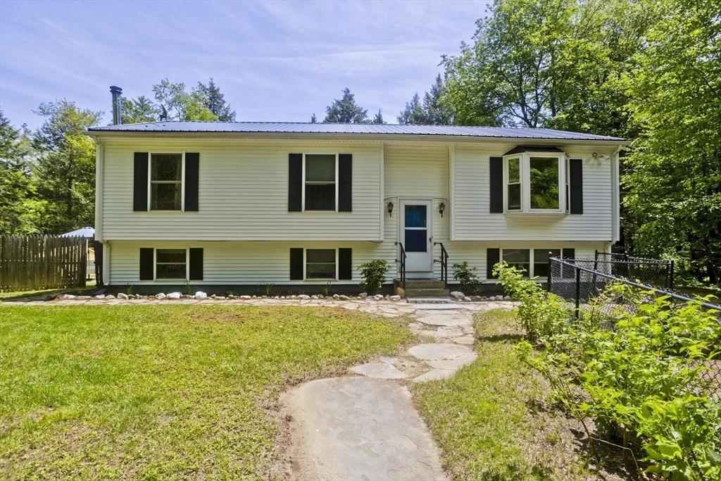 85 Damon Pond Rd