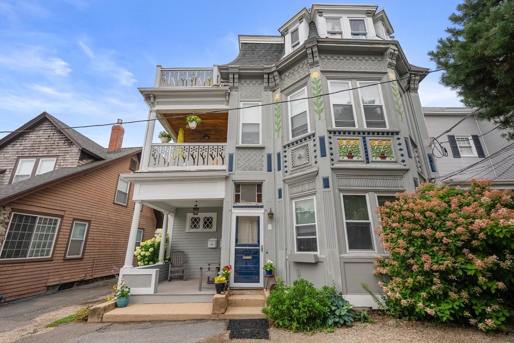 9 Gray Cir #2, Lynn, MA, 9 Gray Cir #2, Lynn, MA Photo #2