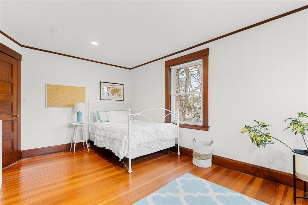 Needham, Massachusetts 02492, United States, 4 Bedrooms Bedrooms, ,3 BathroomsBathrooms,Residential,Active,95895