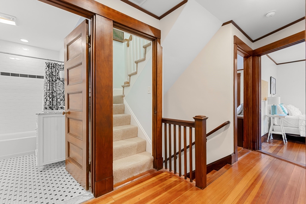 Needham, Massachusetts 02492, United States, 4 Bedrooms Bedrooms, ,3 BathroomsBathrooms,Residential,Active,95895