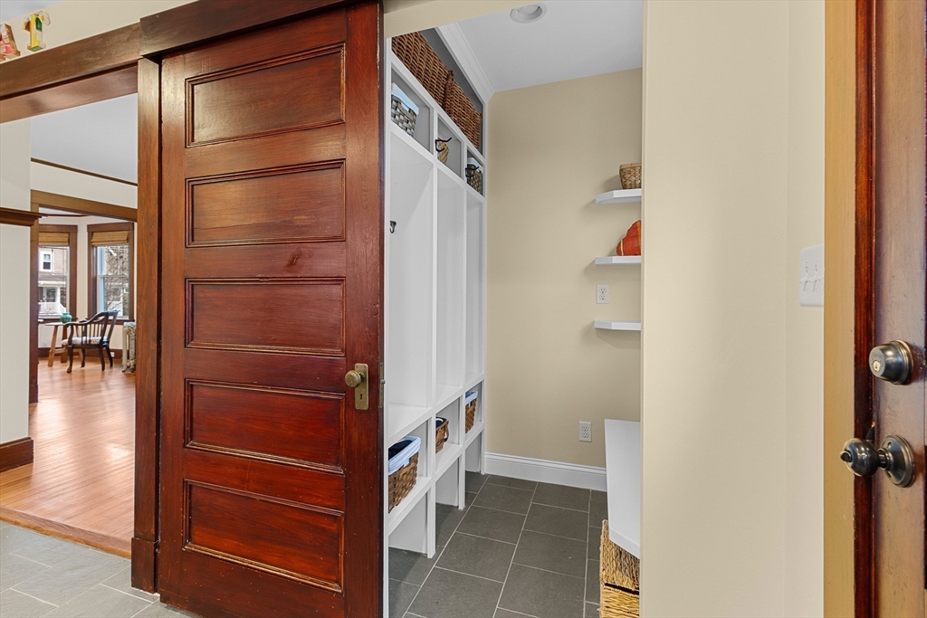 Needham, Massachusetts 02492, United States, 4 Bedrooms Bedrooms, ,3 BathroomsBathrooms,Residential,Active,95895