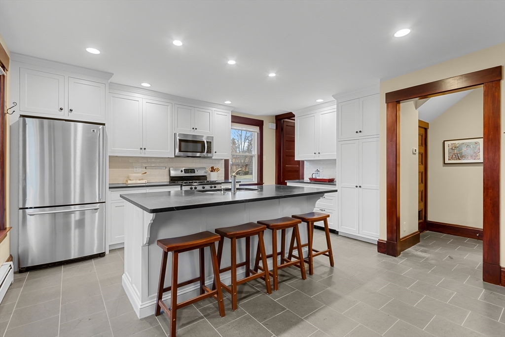 Needham, Massachusetts 02492, United States, 4 Bedrooms Bedrooms, ,3 BathroomsBathrooms,Residential,Active,95895