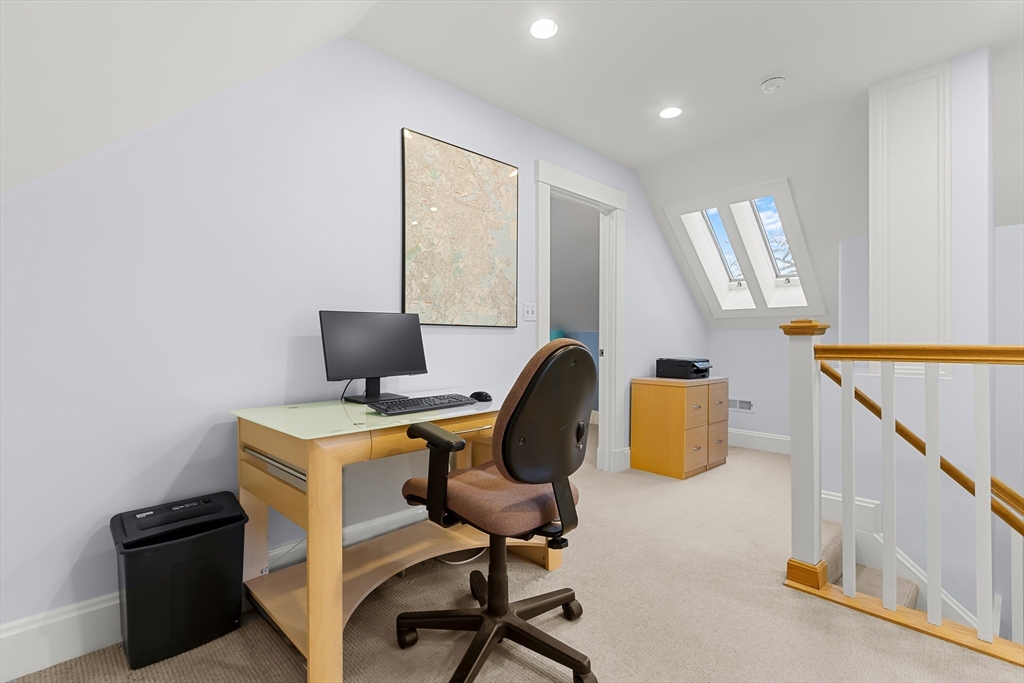 Needham, Massachusetts 02492, United States, 4 Bedrooms Bedrooms, ,3 BathroomsBathrooms,Residential,Active,95895