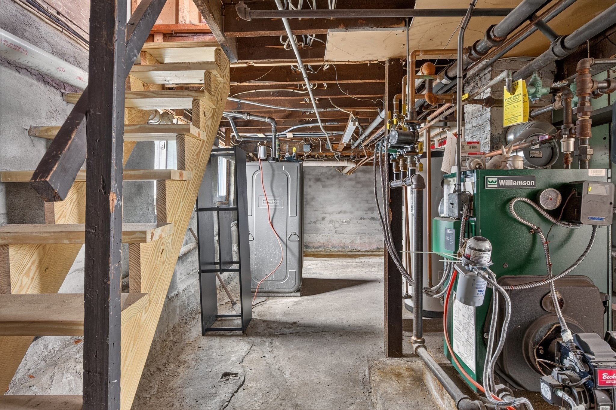 40 Avalon St, Revere, MA Photo #17