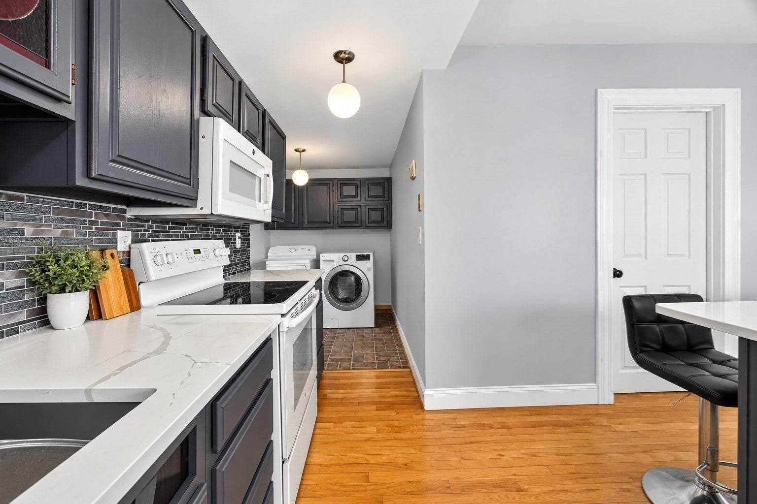 40 Avalon St, Revere, MA Photo #8
