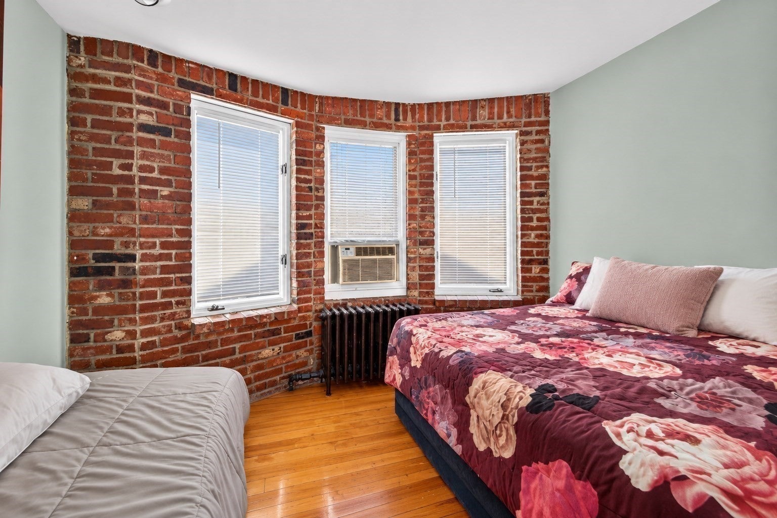 40 Avalon St, Revere, MA Photo #11