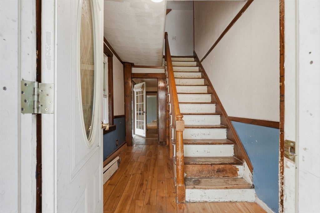 18 Linfield St, Holbrook, MA Photo #4