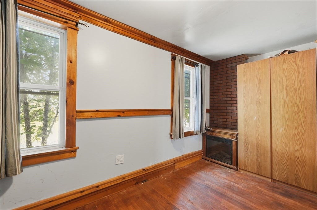 18 Linfield St, Holbrook, MA Photo #30