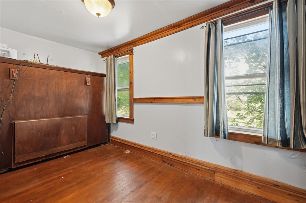 18 Linfield St, Holbrook, MA Photo #29
