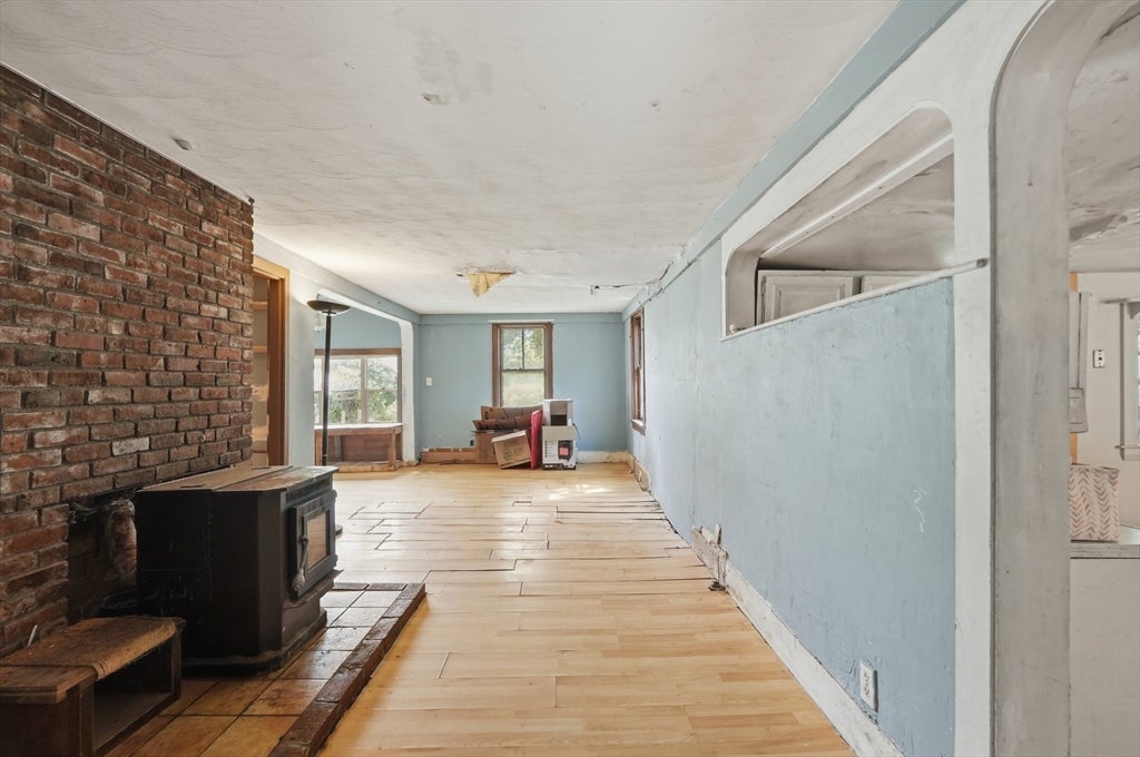 18 Linfield St, Holbrook, MA Photo #35