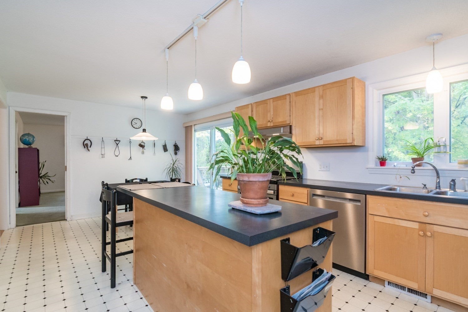 7 Emily Ln, Amherst, MA, 7 Emily Ln, Amherst, MA Photo #15