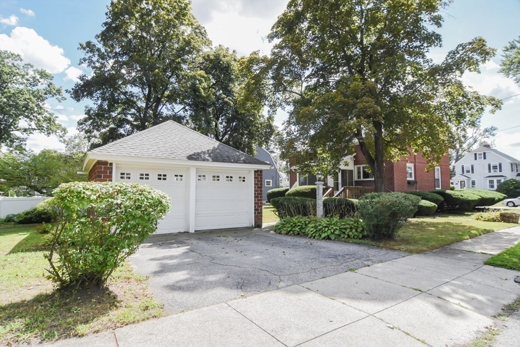 12 Houston Ave, Methuen, MA, 12 Houston Ave, Methuen, MA Photo #40