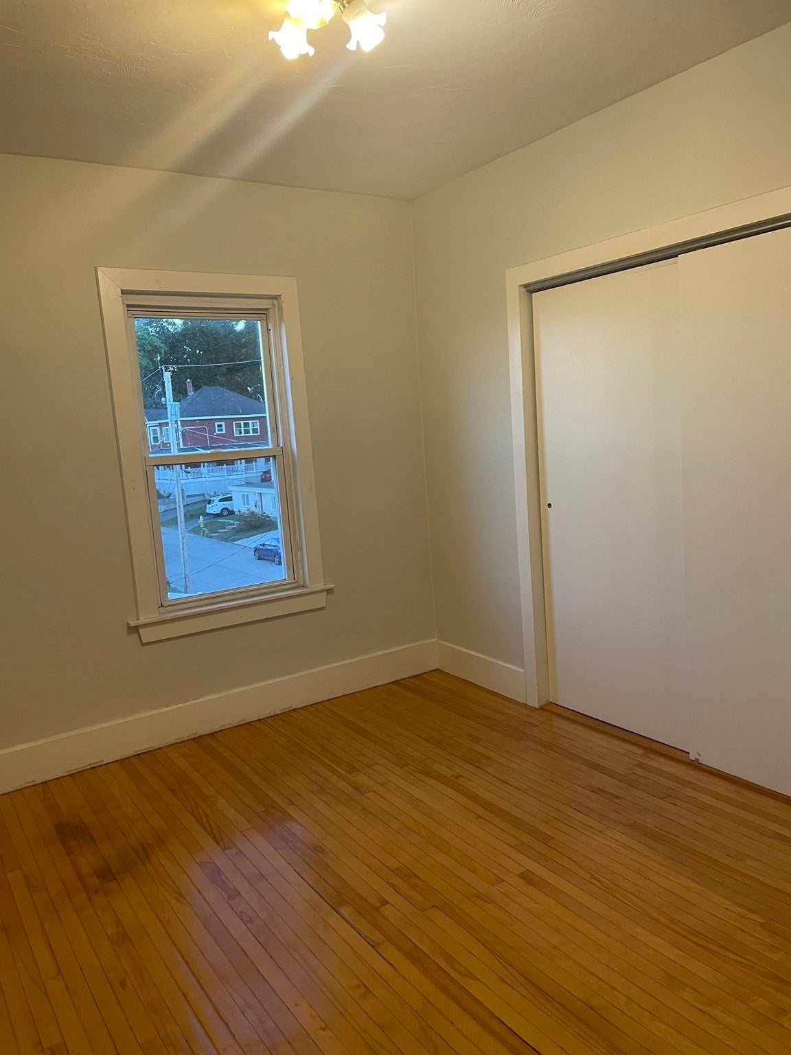 15 Carlstad St, Worcester, MA Photo #23