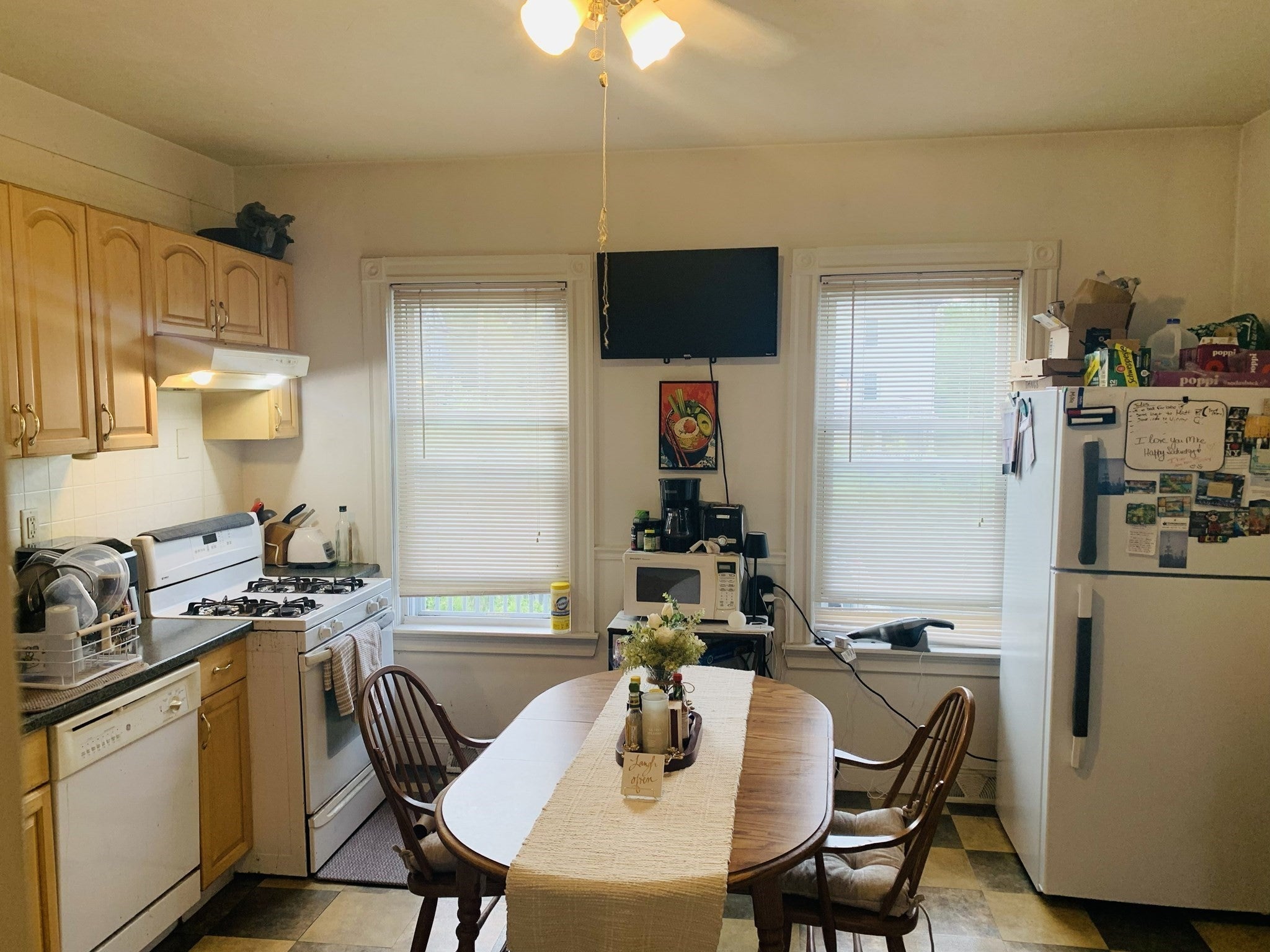 15 Carlstad St, Worcester, MA Photo #11