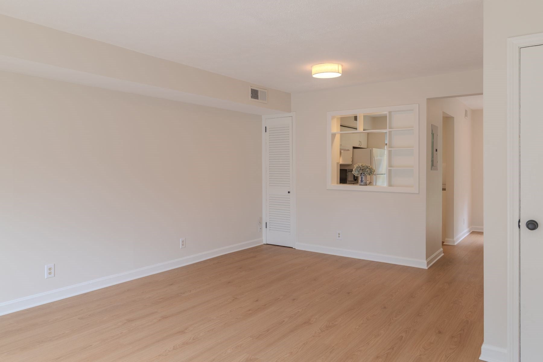 106 Windsor Drive #106, Framingham, MA, 106 Windsor Drive #106, Framingham, MA Photo #11