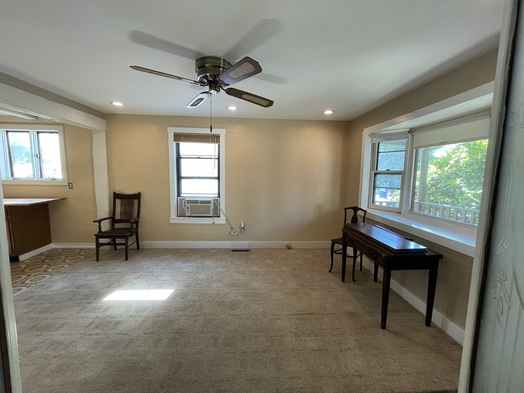 10 Falmouth St