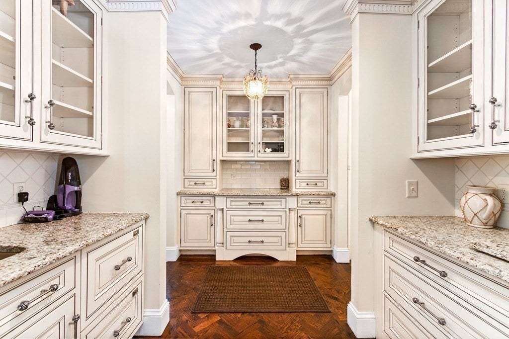 115 Aspen Ave, Newton, MA, 115 Aspen Ave, Newton, MA Photo #10