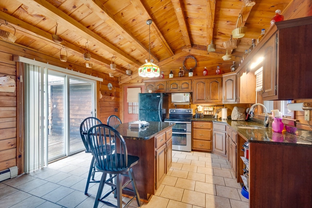 207 W Princeton Rd