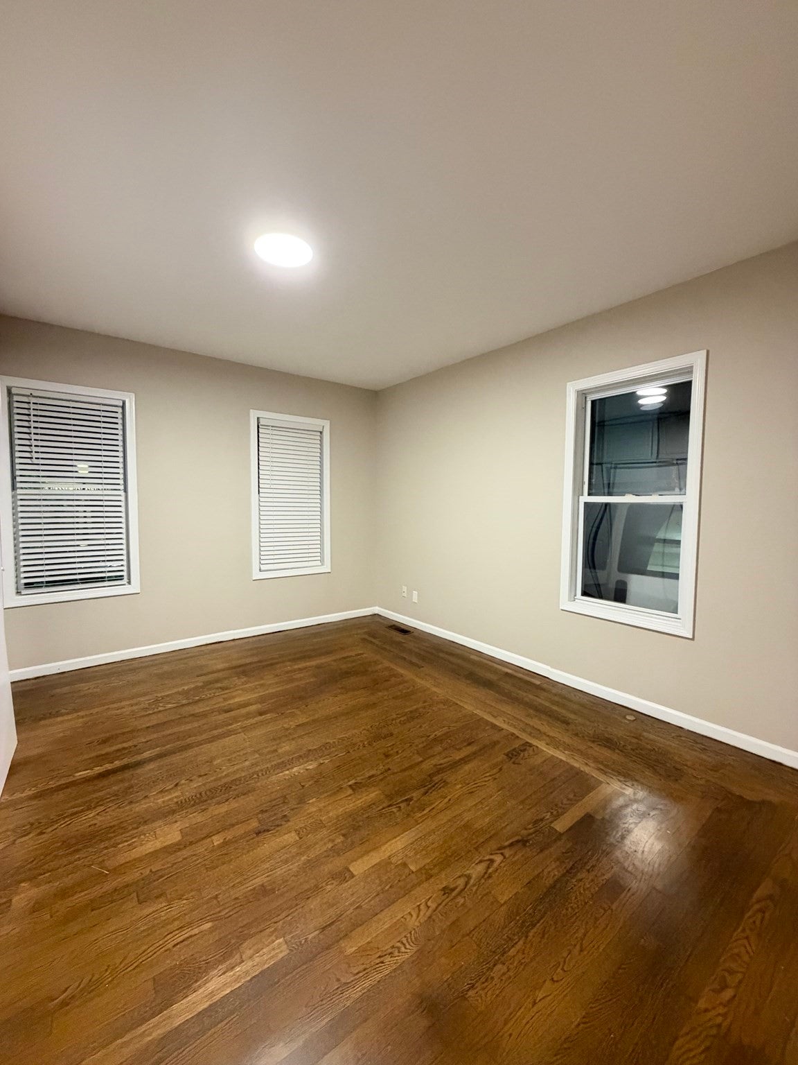 220 Fletcher ST #1, Lowell, MA Photo #17