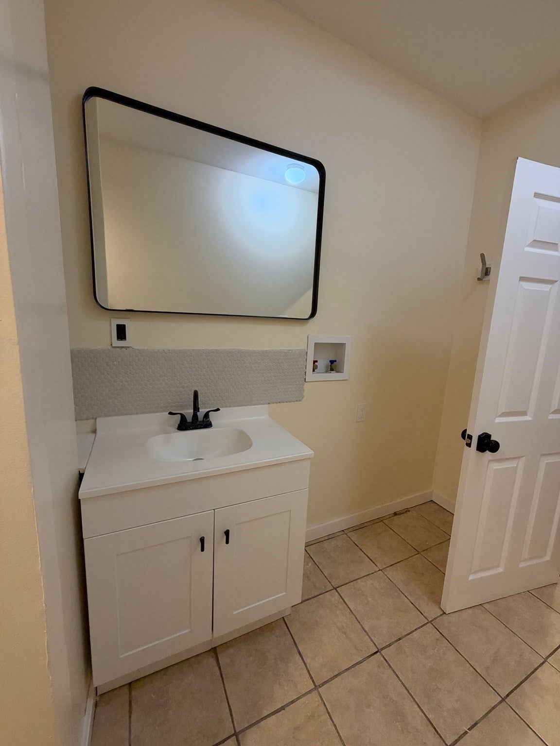 220 Fletcher ST #1, Lowell, MA Photo #9