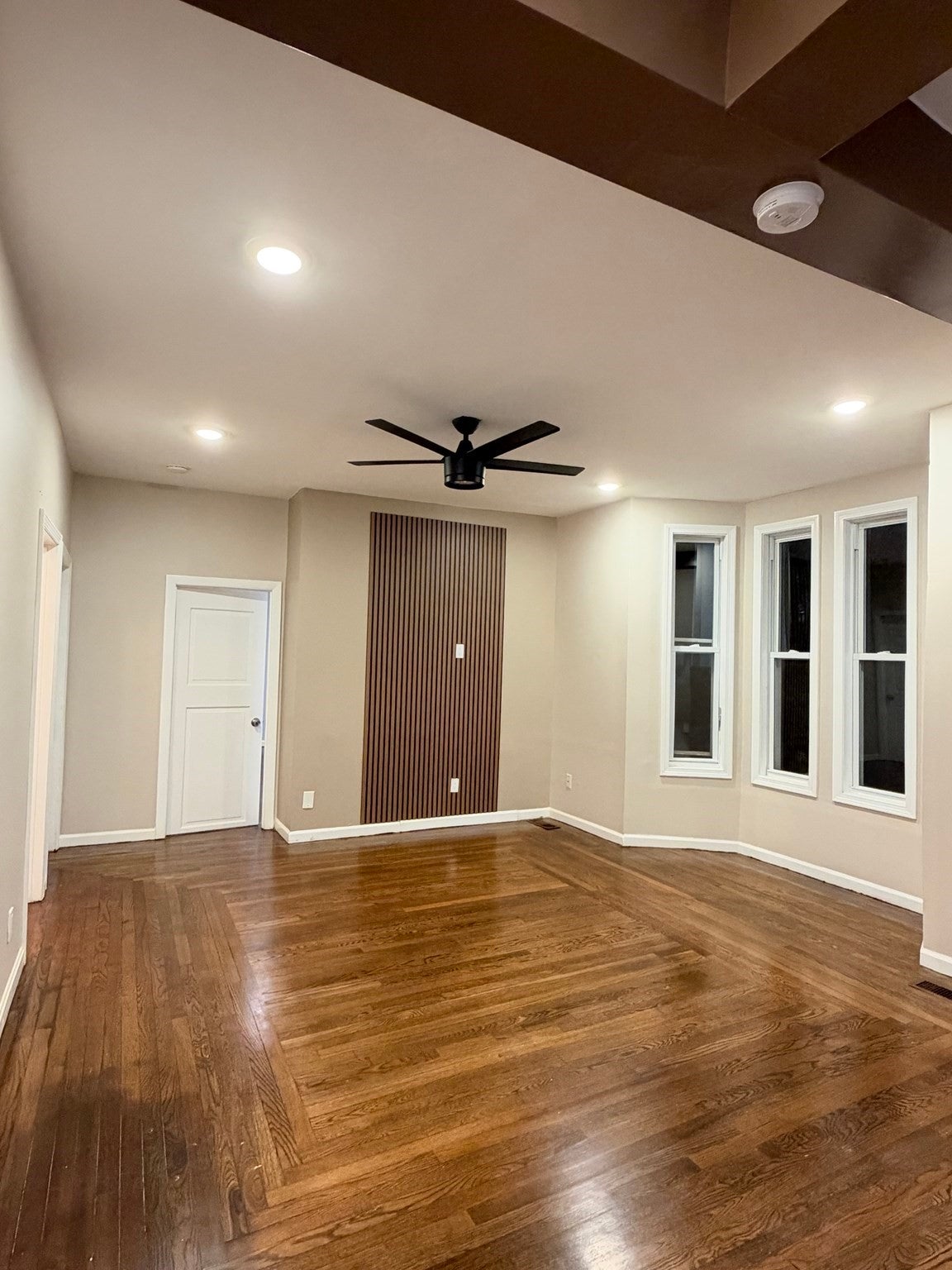 220 Fletcher ST #1, Lowell, MA Photo #15