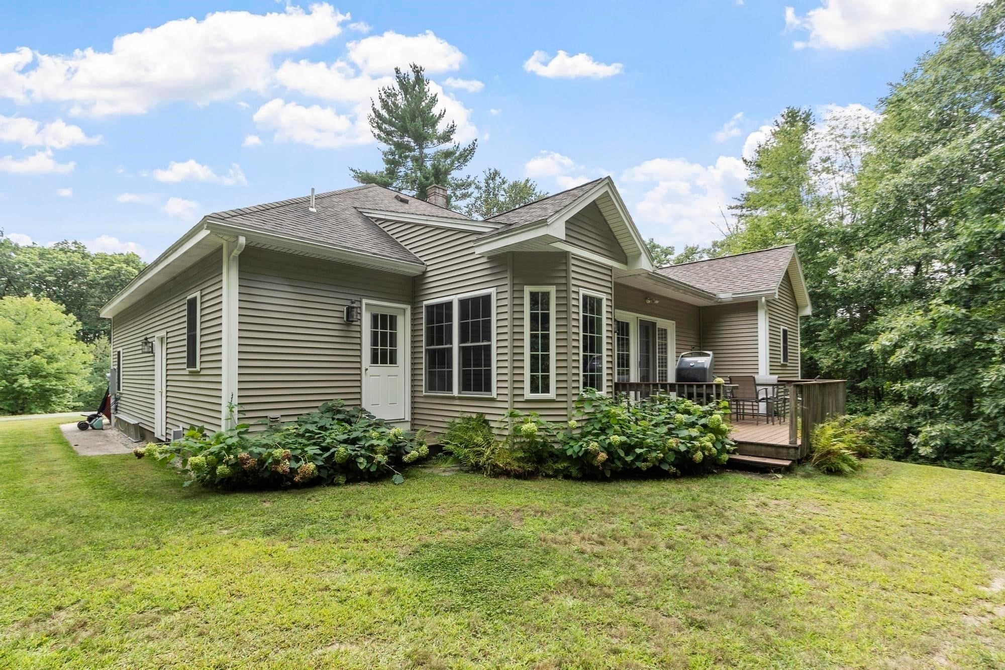6 Pheasant Hill Ln, Sterling, MA, 6 Pheasant Hill Ln, Sterling, MA Photo #38
