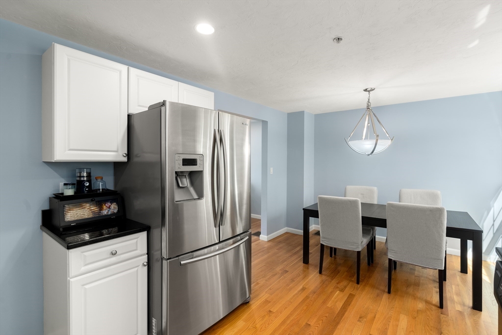 985 Trapelo Road 17