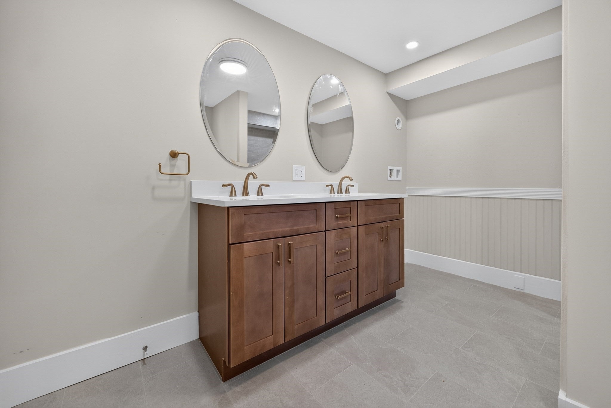668 Main St, Leominster, MA Photo #20