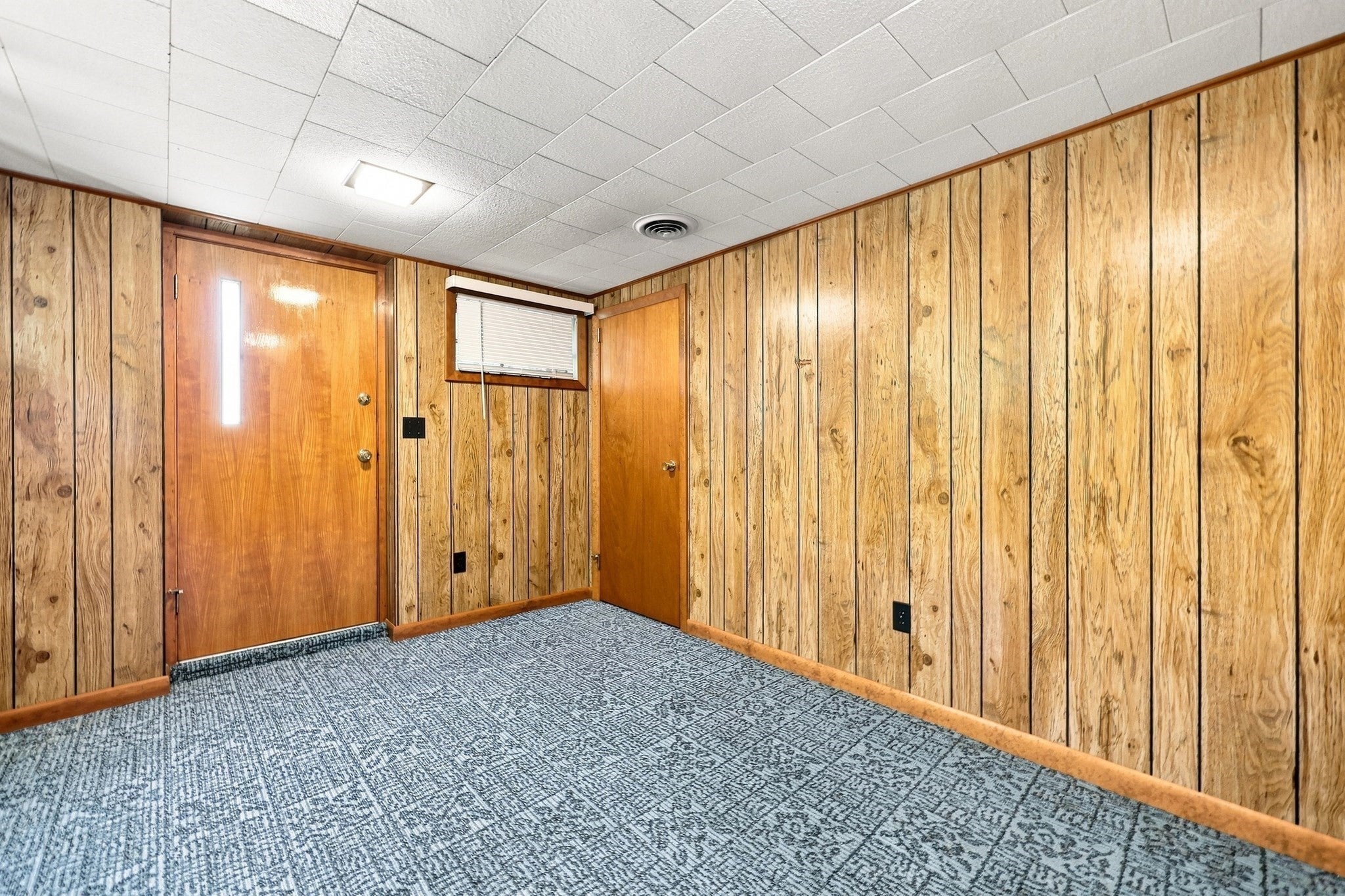 92 Applewood Drive, Marlborough, MA Photo #32