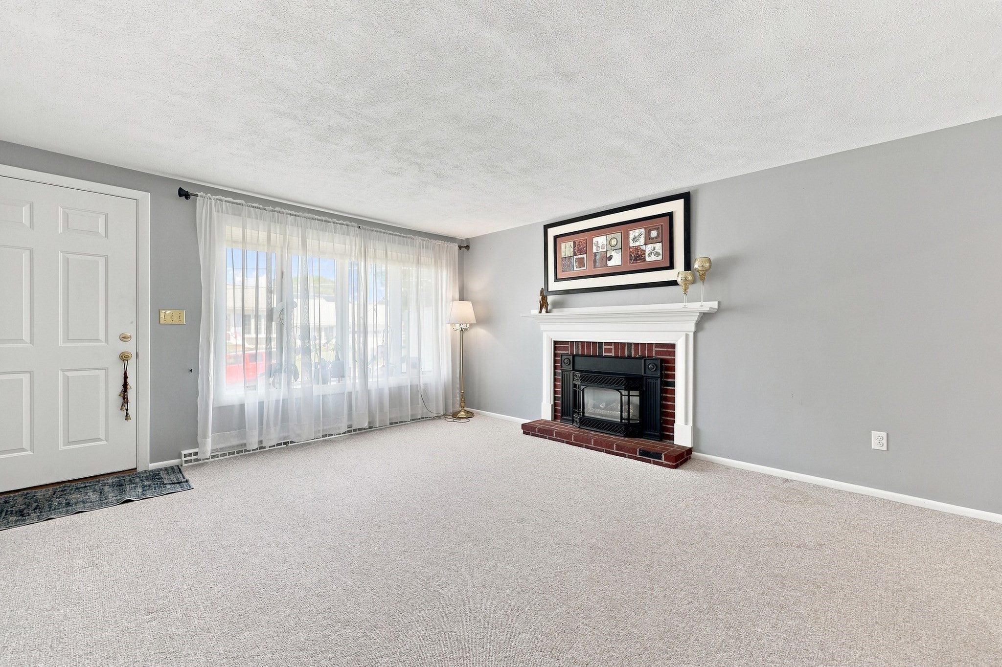 92 Applewood Drive, Marlborough, MA Photo #5
