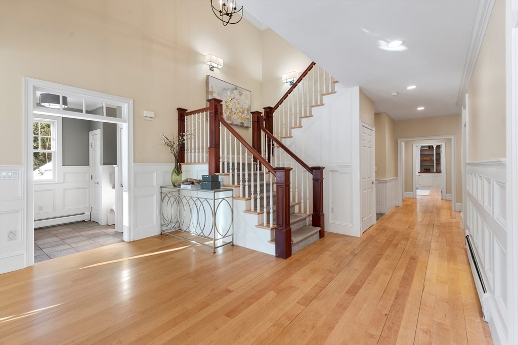 22 Fairbanks Rd