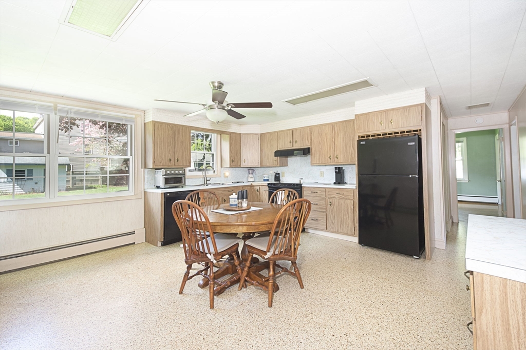 70 Trinity Ave, Worcester, MA Photo #13