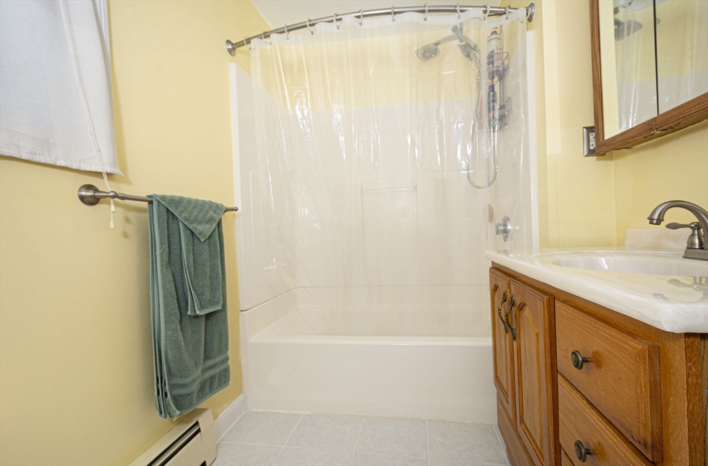 70 Trinity Ave, Worcester, MA Photo #17