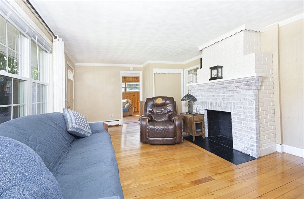 70 Trinity Ave, Worcester, MA Photo #7
