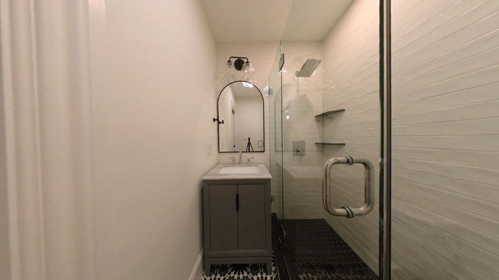 154 Summer St 154
