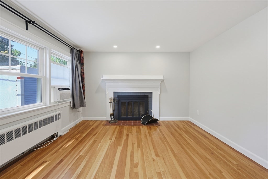 30 Arbor Road, Chelmsford, MA, 30 Arbor Road, Chelmsford, MA Photo #12