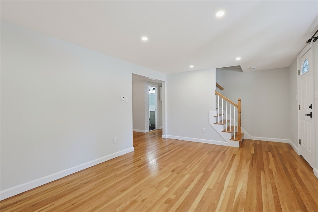 30 Arbor Road, Chelmsford, MA, 30 Arbor Road, Chelmsford, MA Photo #13