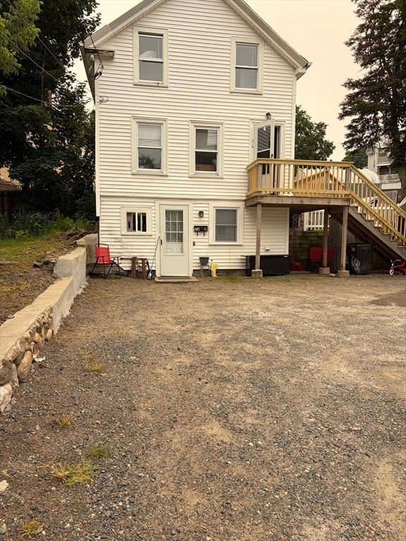 Click for 76 Lowell St #A, Peabody, MA slideshow