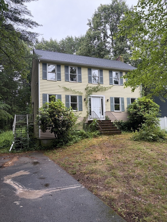 27 Margaret Dr
