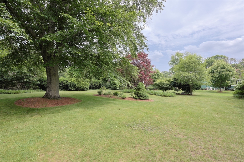 Attleboro, Massachusetts 02703, United States, 4 Bedrooms Bedrooms, ,2 BathroomsBathrooms,Residential,Active,152795