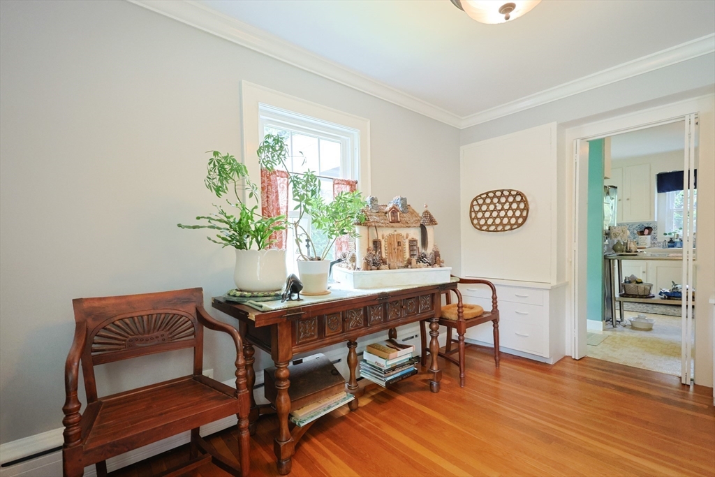 Attleboro, Massachusetts 02703, United States, 4 Bedrooms Bedrooms, ,2 BathroomsBathrooms,Residential,Active,152795