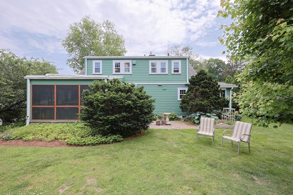 Attleboro, Massachusetts 02703, United States, 4 Bedrooms Bedrooms, ,2 BathroomsBathrooms,Residential,Active,152795