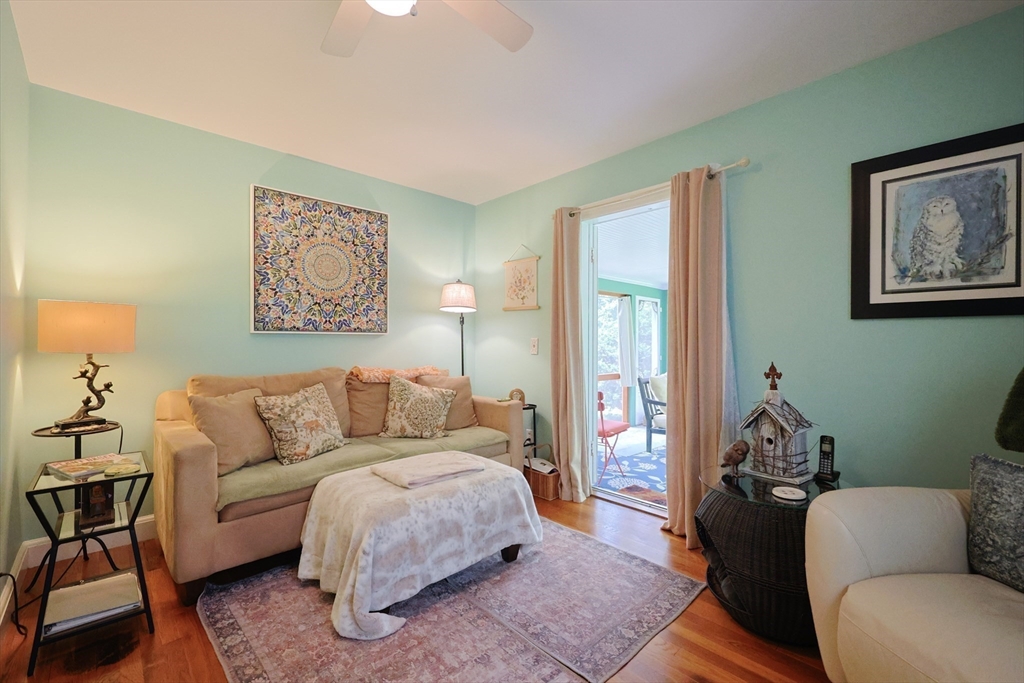 Attleboro, Massachusetts 02703, United States, 4 Bedrooms Bedrooms, ,2 BathroomsBathrooms,Residential,Active,152795