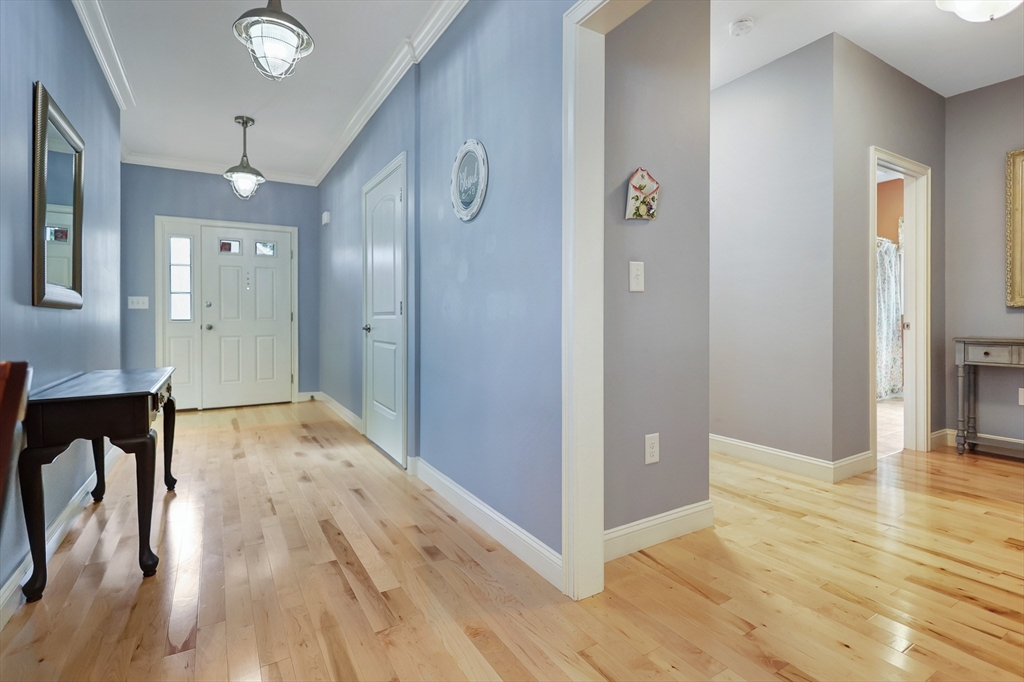 23 Country Club Cir 23